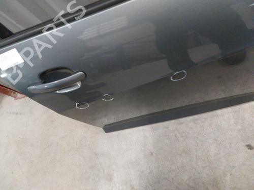 Used Right front door Right front door 23737142 23737142