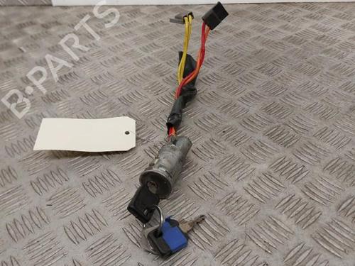 Used Ignition barrel RENAULT RAPID Box Body/MPV (F40_, G40_) 1.1 (46 hp) 23737754