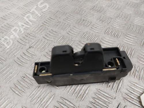 Used Tailgate lock PEUGEOT 307 Break (3E) 2.0 HDI 110 (107 hp) 23735196