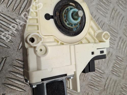 Right front window motor AUDI A5 (8T3) 3.0 TDI quattro | BP39178907E20 - Image 3
