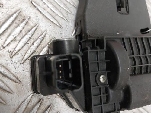Tailgate lock PEUGEOT 5008 (0U_, 0E_) 1.6 HDi | BP29431634C101 