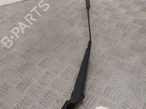 Front windshield wiper arm PEUGEOT 308 I (4A_, 4C_) 1.6 HDi | BP23745404C143 