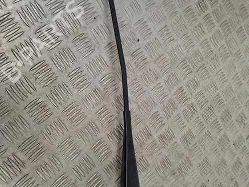 front-windshield-wiper-arm-peugeot-2008-i-cu_-2013-39228579 main image