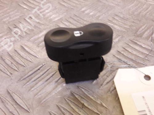 switch-dacia-sandero-2008-24349920 main image