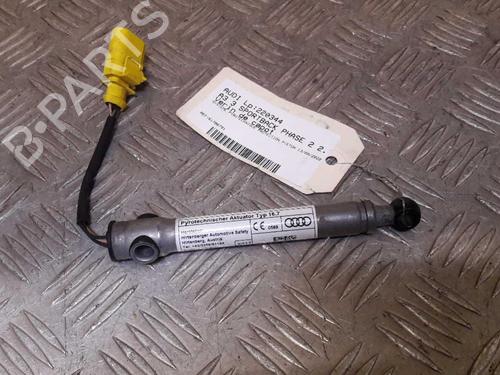 Used Hood lift support AUDI A3 Sportback (8VA, 8VF) 2.0 TDI (150 hp) 23726714