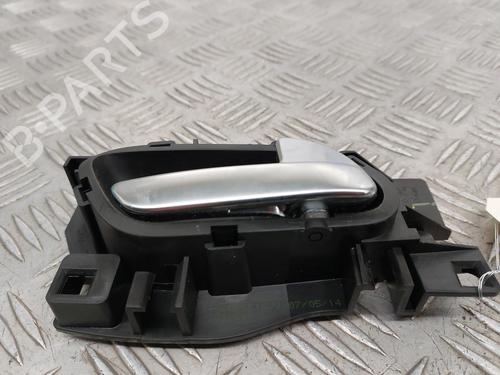 front-right-interior-door-handle-peugeot-2008-i-cu_-2013-23748659 main image