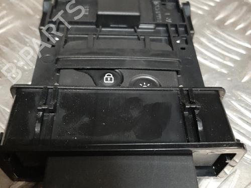 Used Card reader RENAULT LAGUNA III (BT0/1) 2.0 dCi (BT07, BT0J, BT14, BT1A, BT1S) (131 hp) 23714878