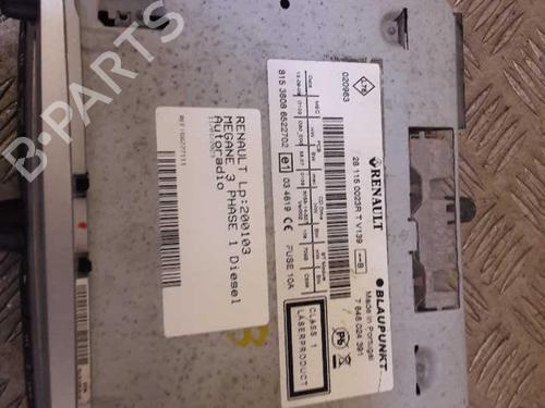 Radio RENAULT MEGANE III Hatchback (BZ0/1_, B3_) 1.5 dCi | BP23728118E6 