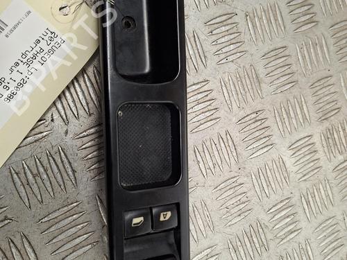 Used Left front window switch Left front window switch PEUGEOT 207 (WA_, WC_) 1.6 HDi (90 hp) 40118228 40118228
