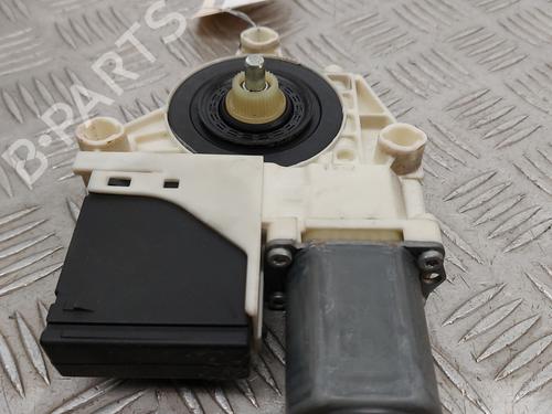 Right rear window motor RENAULT MEGANE III Hatchback (BZ0/1_, B3_) 1.9 dCi (BZ0N, BZ0J) | BP29705124E22