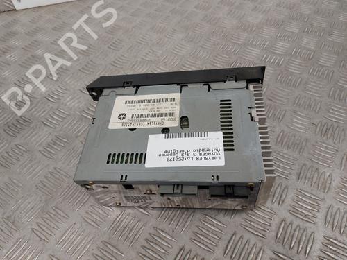 Used Radio Radio CHRYSLER VOYAGER / GRAND VOYAGER III (GS_, NS_) 3.3 i (158 hp) 27934396 27934396