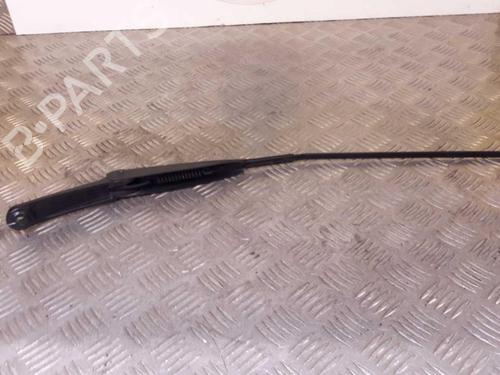 Used Front windshield wiper arm FIAT PANDA (169_) 1.1 (169.AXA1A) (54 hp) 23724368