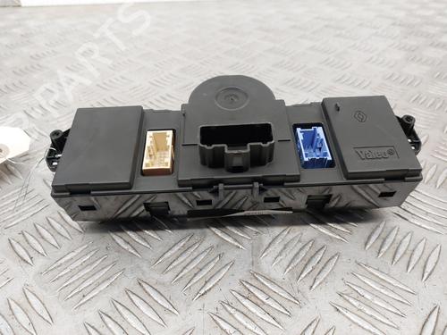 Climate control RENAULT CLIO III (BR0/1, CR0/1) 1.6 16V (BR09, BR0T, CR09, CR0T) | BP29323524I5 