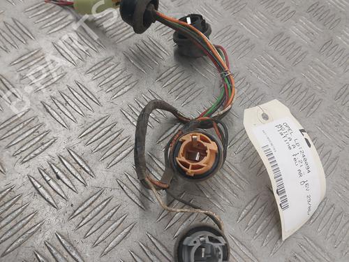 Used Lamp holder Lamp holder OPEL AGILA A (H00) 1.2 16V (F68) (75 hp) 23747673 23747673