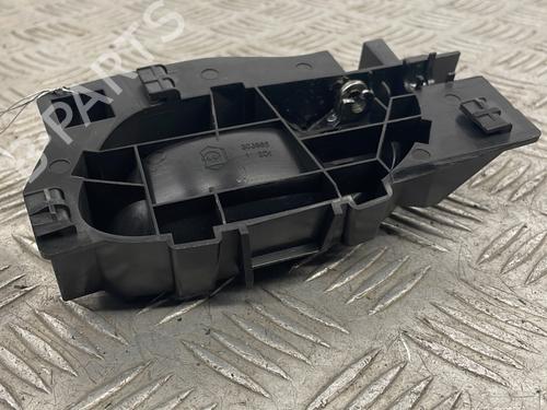 Front right interior door handle CITROËN C4 Grand Picasso I (UA_) 2.0 HDi 150 | BP32405864I14