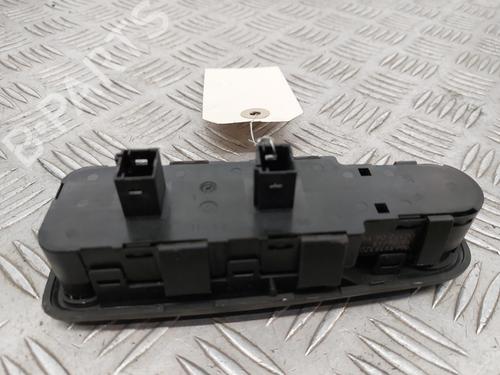 Used Left front window switch Left front window switch CITROËN C4 Picasso I MPV (UD_) 1.6 HDi (109 hp) 28290221 28290221