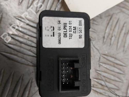 Used Left front window switch Left front window switch OPEL ZAFIRA A MPV (T98) 2.2 DTI 16V (F75) (125 hp) 23738307 23738307