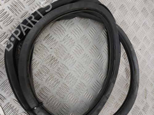 Used Rubber door seal SEAT IBIZA IV (6J5, 6P1) 1.9 TDI (105 hp) 23745130