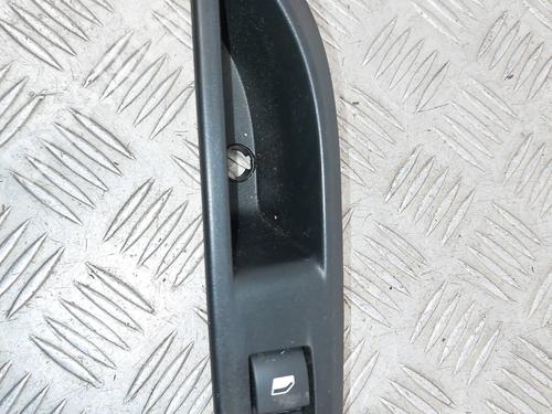 Used Right rear window switch PEUGEOT 208 II (UB_, UP_, UW_, UJ_) 1.2 PureTech 100 (101 hp) 30274577