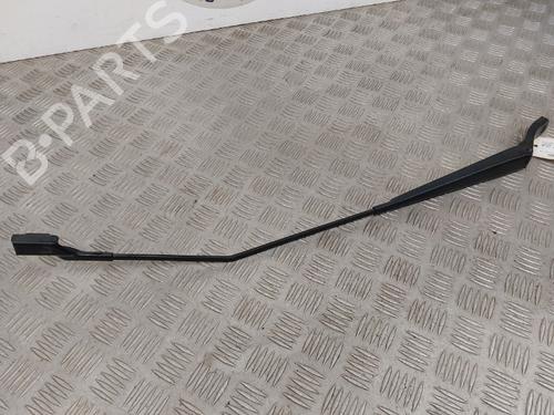 Front windshield wiper arm PEUGEOT 2008 I (CU_) 1.6 BlueHDi 100 | BP23747149C143 