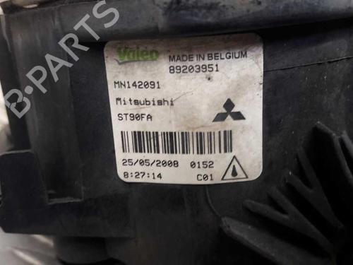 Used Left front fog light Left front fog light PEUGEOT 4007 (VU_, VV_) 2.2 HDi (156 hp) 23736059 23736059