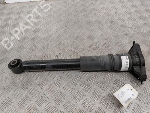 Used Right rear shock absorber Right rear shock absorber PEUGEOT 208 II (UB_, UP_, UW_, UJ_) 1.2 PureTech 100 (101 hp) 23748015 23748015