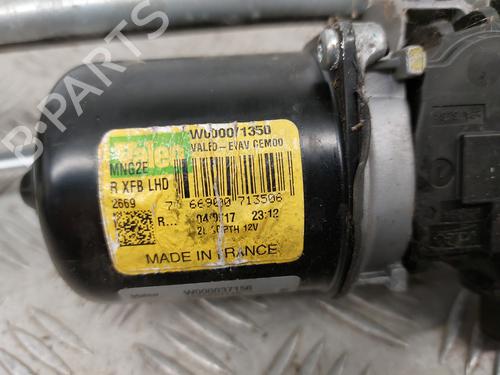 Used Front wiper motor Front wiper motor RENAULT MEGANE IV Hatchback (B9A/M/N_) 1.6 dCi 130 (B9A4) (130 hp) 31067506 31067506