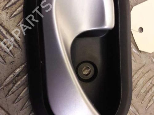 Used Front left interior door handle DACIA SANDERO 1.5 dCi (86 hp) 23725116