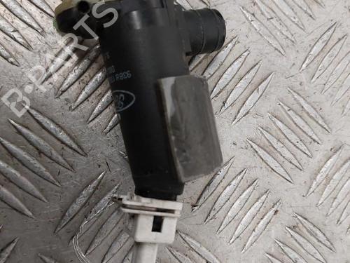 Used Washer pump Washer pump FORD FOCUS I (DAW, DBW) 1.6 16V (100 hp) 23743421 23743421