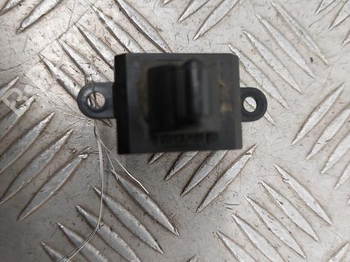 Used Right front window switch CHRYSLER VOYAGER / GRAND VOYAGER III (GS_, NS_) 3.3 i (158 hp) 28053893
