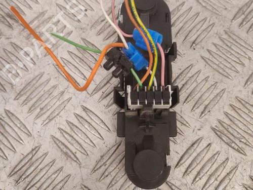 Used Lamp holder PEUGEOT 806 (221) 2.0 HDI (109 hp) 23659420
