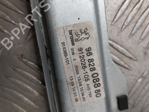 Front right window mechanism PEUGEOT 5008 (0U_, 0E_) 1.6 HDi | BP29423622C23 