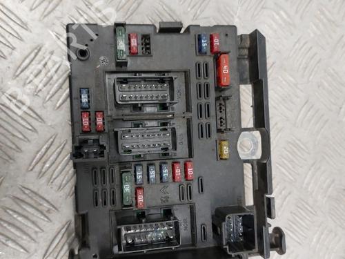 Fuse box PEUGEOT 206 CC (2D) 1.6 16V (2DNFUF, 2DNFUR) | BP23745311E1 