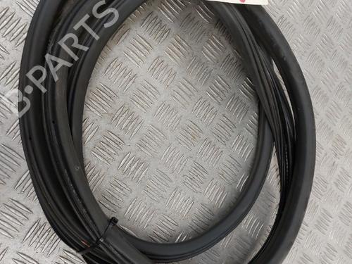 Used Rubber door seal PEUGEOT 308 I (4A_, 4C_) 1.6 HDi (109 hp) 23745409