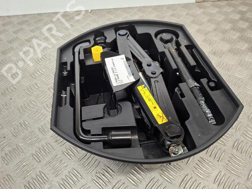 Kit pneu suplente Kit pneu suplente 36902039 36902039