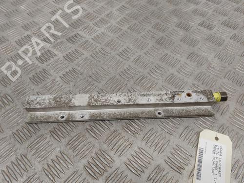 Used Injection rail HONDA CIVIC VI Hatchback (EJ, EK) 1.4 i S (EJ9) (90 hp) 23737383