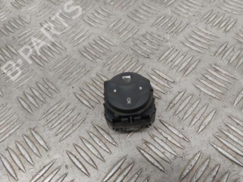 Used Switch Switch RENAULT GRAND SCÉNIC III (JZ0/1_) 1.9 dCi (JZ0J, JZ0N, JZ1K, JZ1S) (131 hp) 23737288 23737288