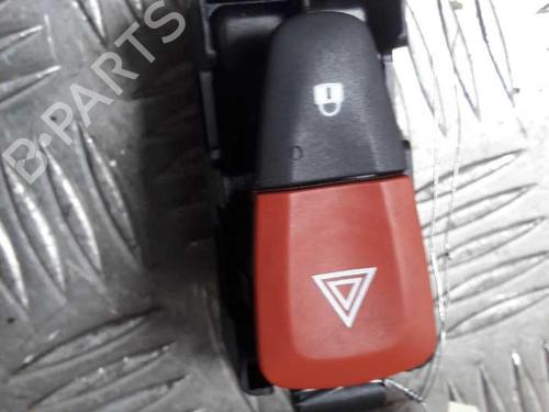 Used Warning switch Warning switch RENAULT MEGANE III Hatchback (BZ0/1_, B3_) 1.5 dCi (86 hp) 23715694 23715694