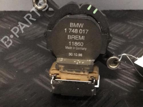 Used Ignition coil BMW 3 (E46) 320 i (150 hp) 24851425