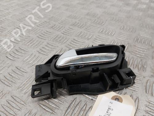 Front left interior door handle PEUGEOT 5008 (0U_, 0E_) 2.0 HDi 150 / BlueHDi 150 | BP31184033I13