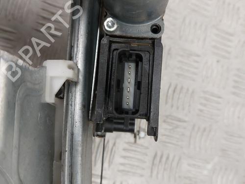 Used Front left window mechanism Front left window mechanism PEUGEOT 2008 I (CU_) 1.2 VTi (82 hp) 23748637 23748637