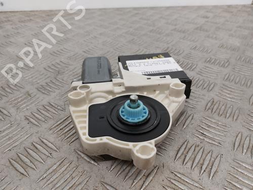 Left front window motor VW GOLF VI (5K1) 2.0 TDI | BP31625095E21