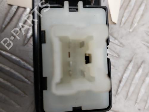 Used Left rear window switch Left rear window switch DACIA SANDERO III 1.0 TCe 90 (91 hp) 29456823 29456823