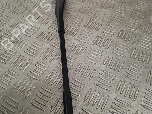 Used Front windshield wiper arm Front windshield wiper arm 39385519 39385519