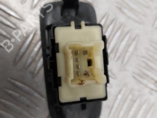 left-rear-window-switch-dacia-duster-hs_-2010-2011-2012-2013-2014-2015-2016-2017-2018-26410654 main image