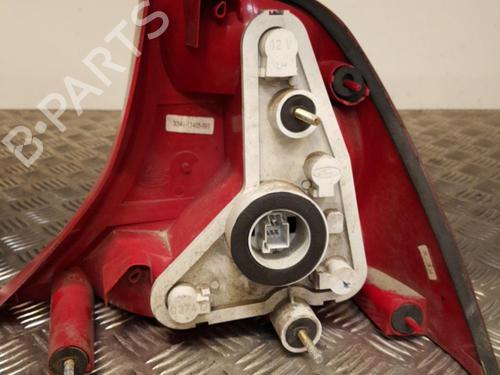 Right taillight FORD FOCUS I Saloon (DFW) 1.8 16V | BP23655596C35 