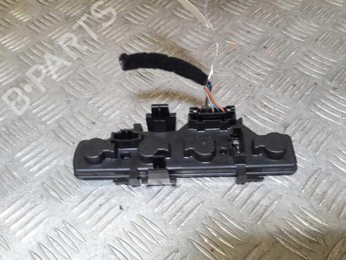 lamp-holder-vw-polo-6n2-1999-2000-2001-23726546 main image