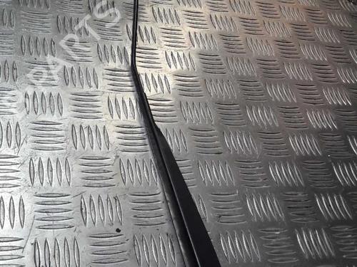 front-windshield-wiper-arm-citroen-c2-jm_-2003-2004-2005-2006-2007-2008-2009-2010-2011-2012-2013-2014-2015-2016-2017-23716958 main image