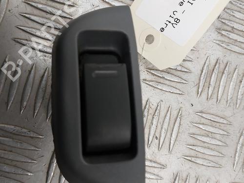 Used Right front window switch PEUGEOT 107 (PM_, PN_) 1.4 HDi (54 hp) 29889476