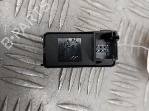 Right front window switch PEUGEOT 5008 (0U_, 0E_) 1.6 HDi | BP29431648I26 